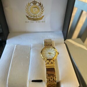 De Yard Paris Beverly Hills quartz wristwatch